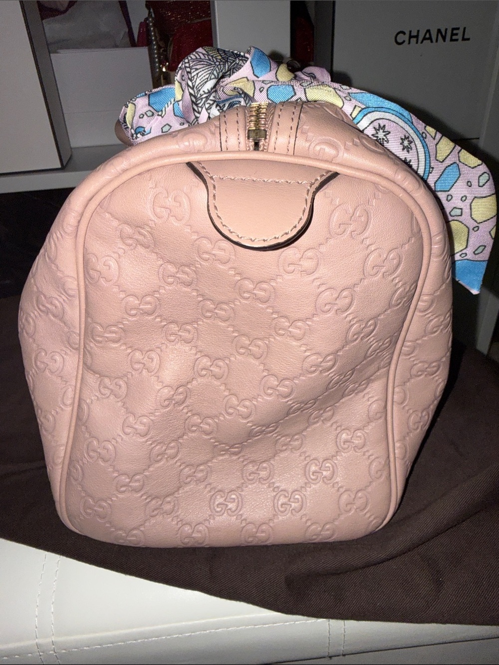 Authentic Boston Bag Gucci Dusty Pink GG Embossed Leather Top-Handle Tote - Picture 4 of 10